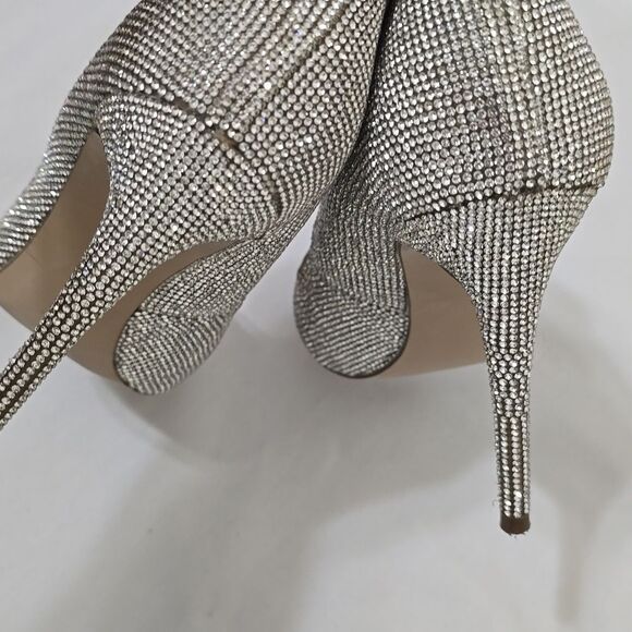 Steve Madden Daisie Crystal Pump Heels Size: 7 - Picture 2 of 7